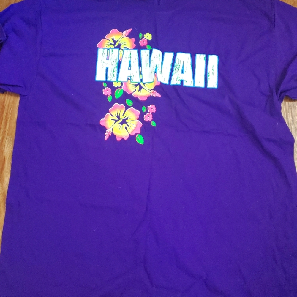 Hawaii tees